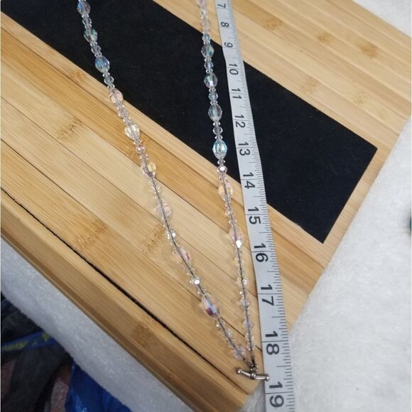 Vintage Fauceted Australian Crystal necklace - Picture 5 of 5